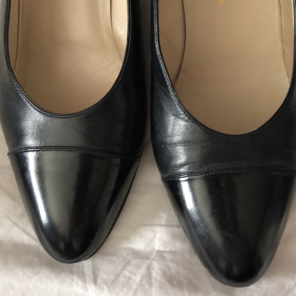 Chanel Shoes - Picture 6 of 8